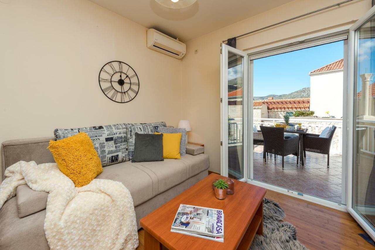 Summer Life Apartment 슬라노 외부 사진